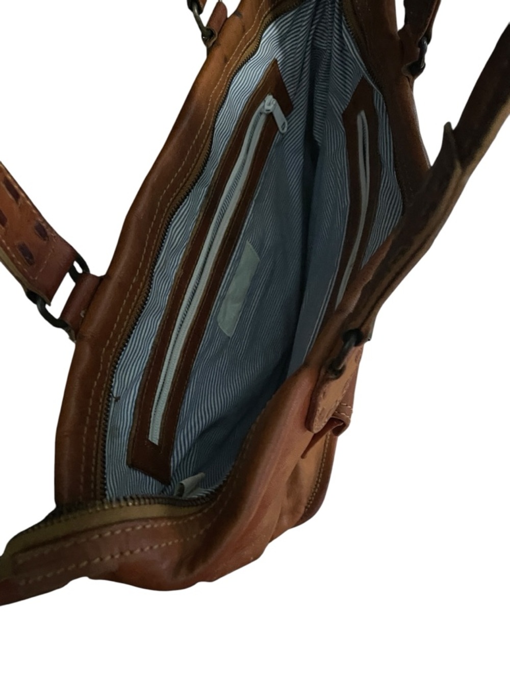 Vintage Boho Tan Full-Grain Leather Tote Bag w/ Buckle Pocket - Picture 7 of 7